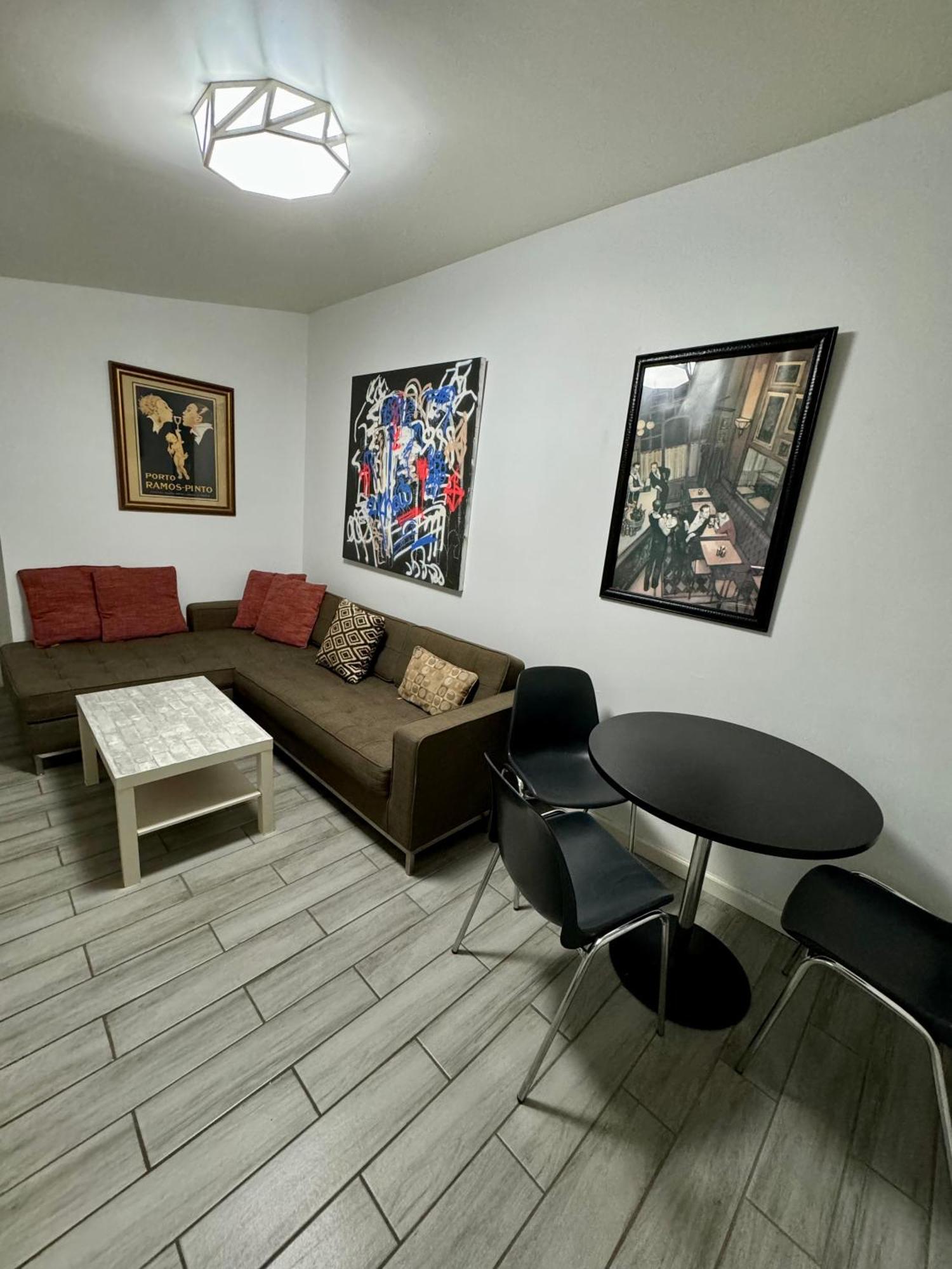 One Bedroom Apartment With Hot Tub 2 Blocks To Magazine Street ニューオーリンズ エクステリア 写真