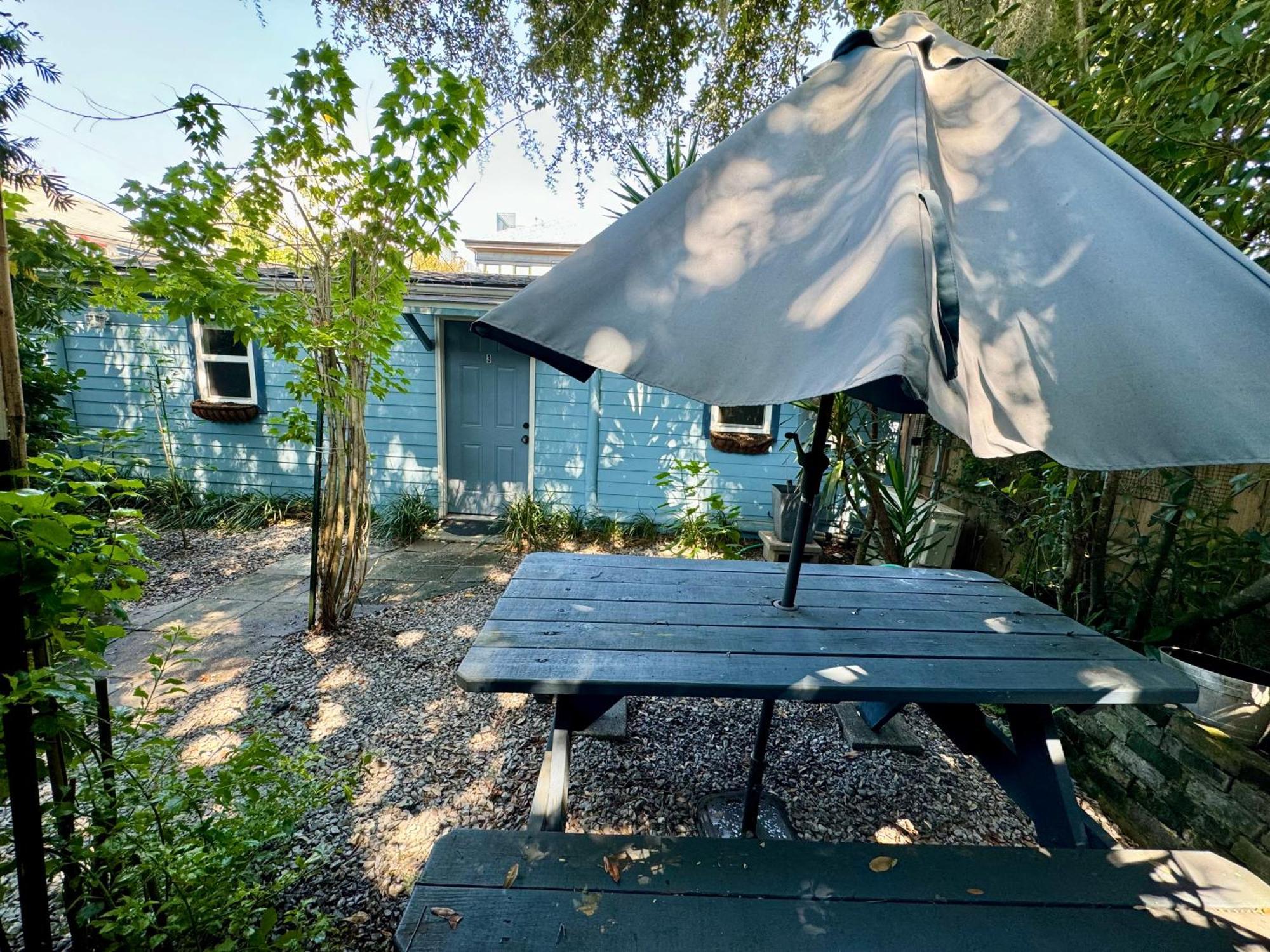 One Bedroom Apartment With Hot Tub 2 Blocks To Magazine Street ニューオーリンズ エクステリア 写真